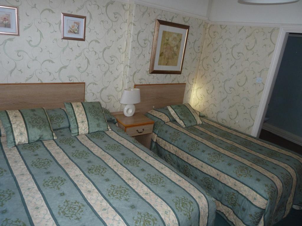 Villa Venezia Birkenhead Szoba fotó